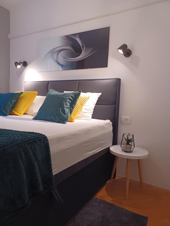 Amare Apartments Bobovisca Eksteriør billede