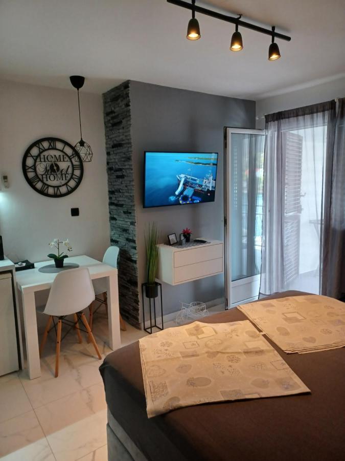Amare Apartments Bobovisca Eksteriør billede