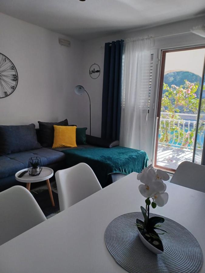 Amare Apartments Bobovisca Eksteriør billede