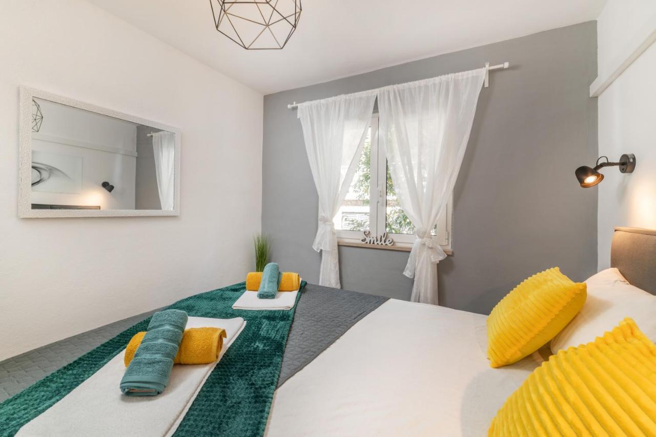 Amare Apartments Bobovisca Eksteriør billede