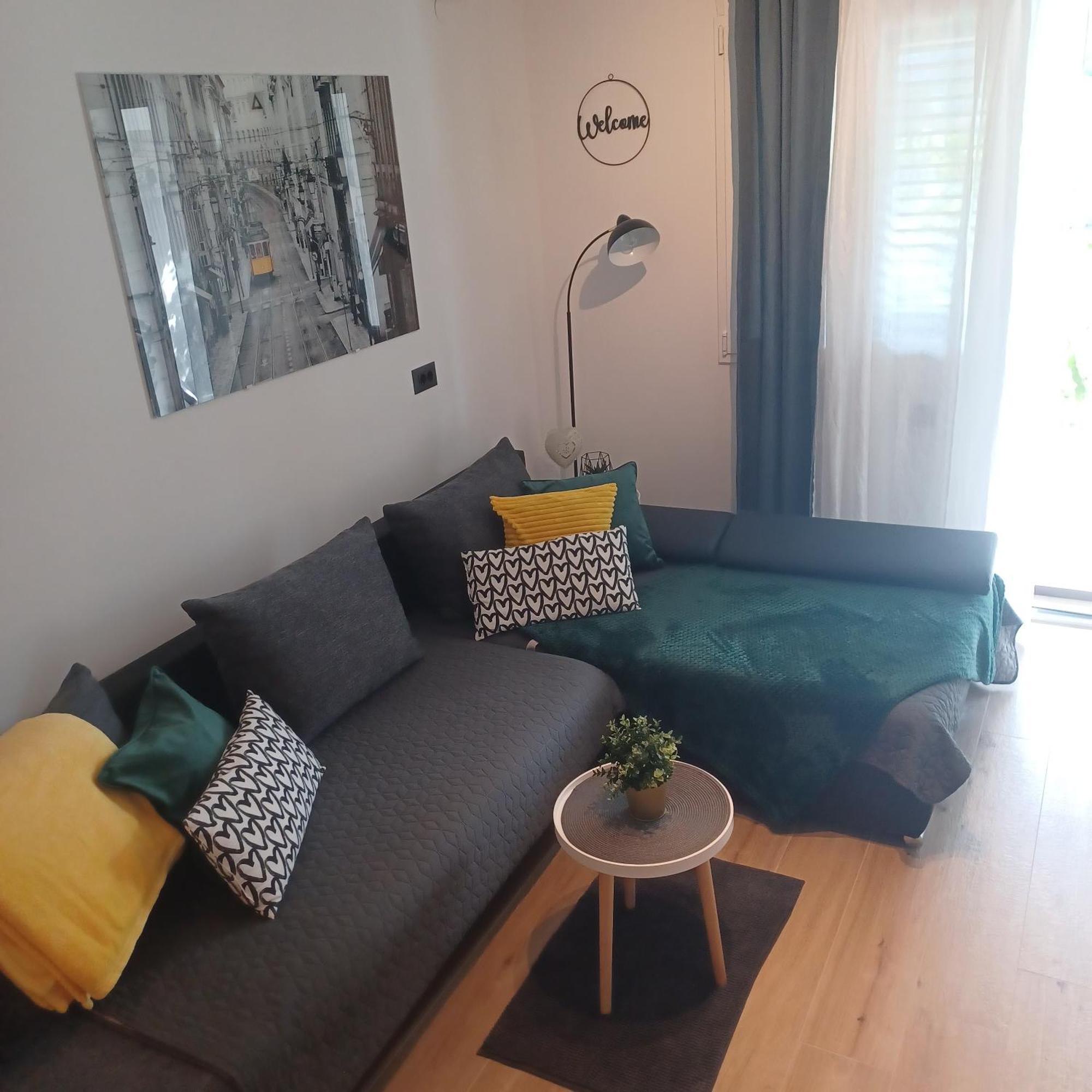 Amare Apartments Bobovisca Eksteriør billede